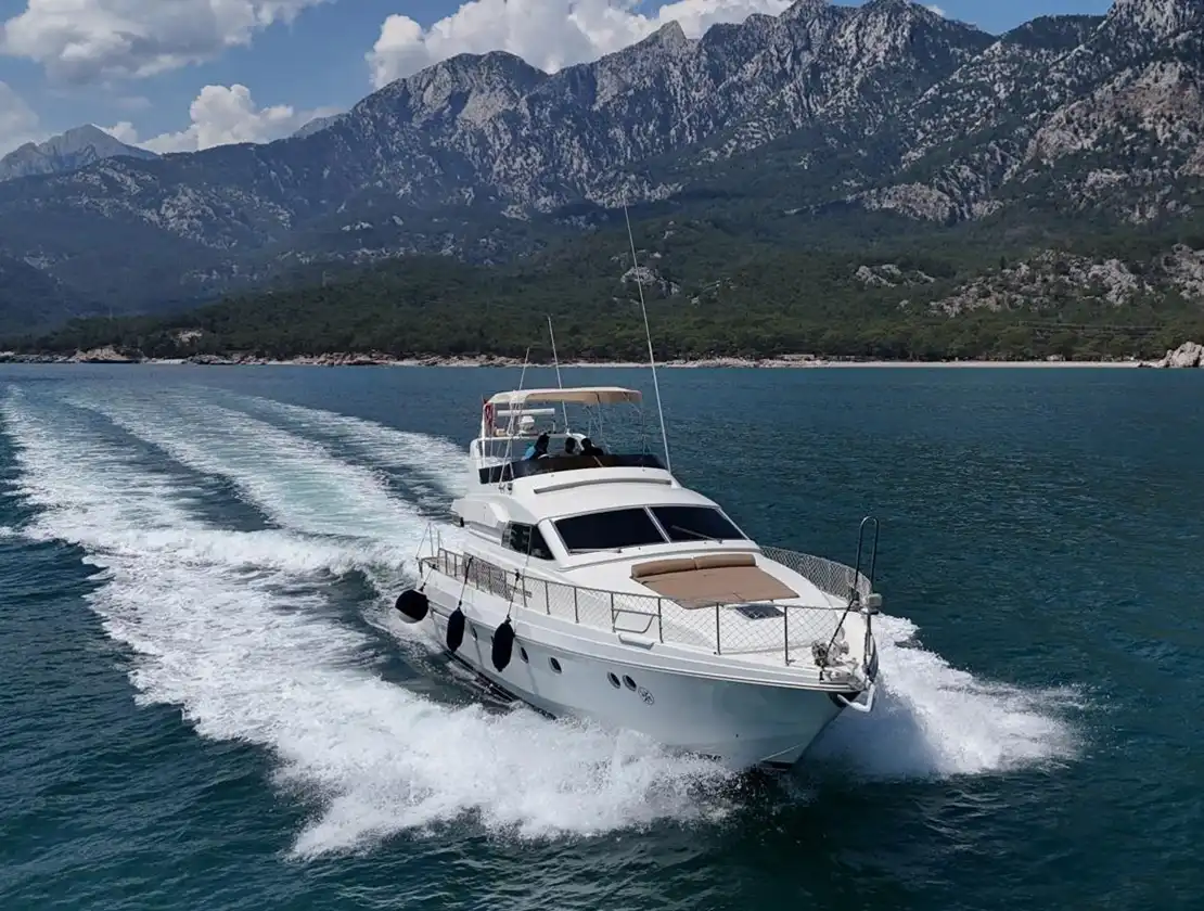 Antalya Yat Kiralama 20m Mochi Craft 28
